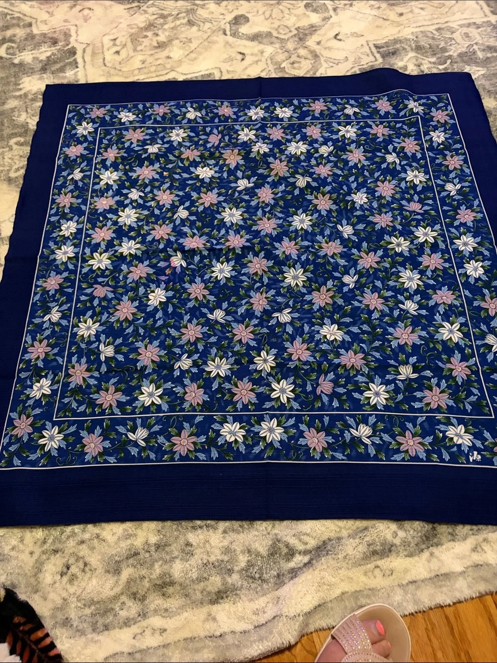Gen'emon Kiln Sanbi Tablecloth  Furoshiki (wrapping cloth) Floral 100% cotton